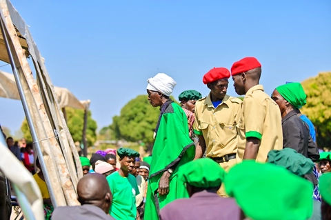 Chieftainess Masinda is found in Shang’ombo, the Zambian part of the Mashiland, her Palace is called Rukena