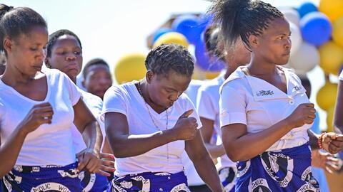 Akwakwimba o makereke o ku cithsiathsia o kwemba no ku kina pa kuyarekiwa ko Bibele thzo Thsikwamashi.
