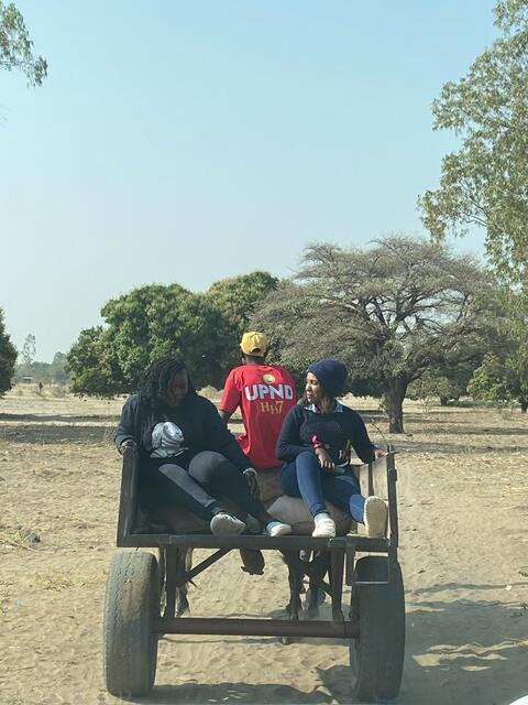 Ambuyama aa enda mu thsikocikara: Thsikocikara po thsinu thsimweya thso ku endera ethsi thsi di no dironga edi di na kokiwanga ku mapuru edi nji endongi. Edi dironga dyaa cikwathsithsiwanga ku shimba anu ci etenga. Ambuyama aa enda mu thsikocikara: Thsikocikara po thsinu thsimweya thso ku endera ethsi thsi di no dironga edi di na kokiwanga ku mapuru edi nji endongi. Edi dironga dyaa cikwathsithsiwanga ku shimba anu ci etenga.